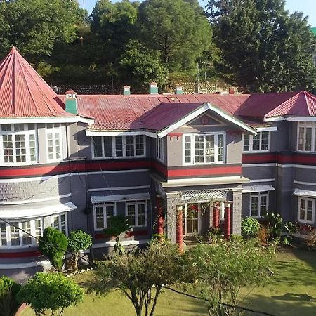 Solan Retreat Bed and Breakfast Buitenkant foto