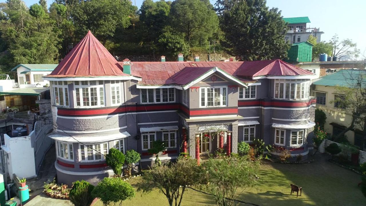 Solan Retreat Bed and Breakfast Buitenkant foto