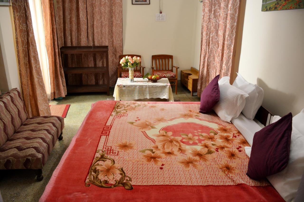 Solan Retreat Bed and Breakfast Buitenkant foto