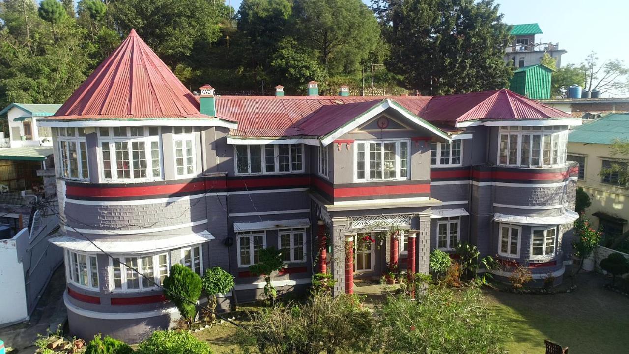 Solan Retreat Bed and Breakfast Buitenkant foto